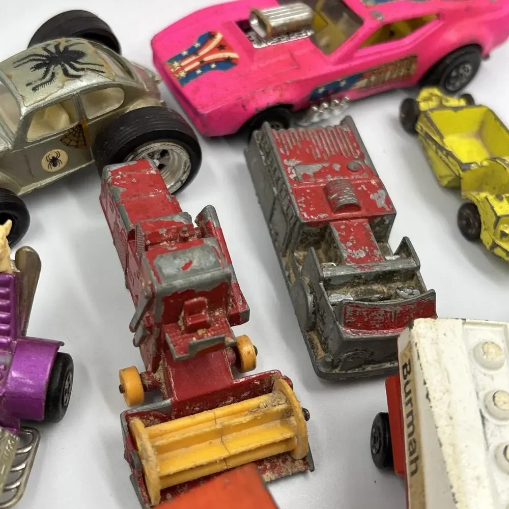 Vintage Mixed Lot Matchboxes Hot Wheels Diecast Vehicles